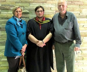 Byron Kleingeld se Cum laude